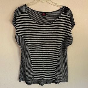 2b Bebe t shirt